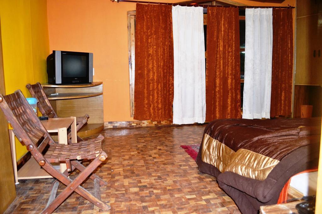 Kunal Hotel & Cottages Manāli エクステリア 写真