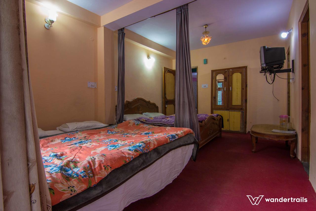 Kunal Hotel & Cottages Manāli エクステリア 写真