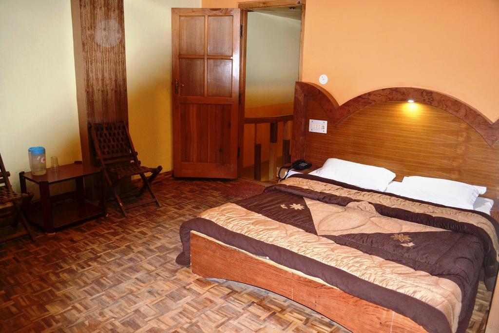 Kunal Hotel & Cottages Manāli エクステリア 写真
