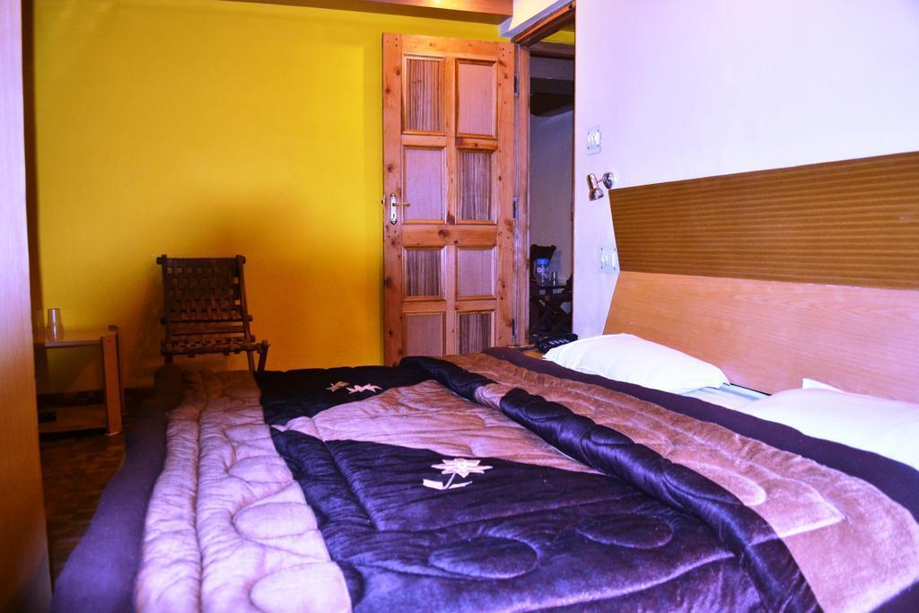 Kunal Hotel & Cottages Manāli エクステリア 写真