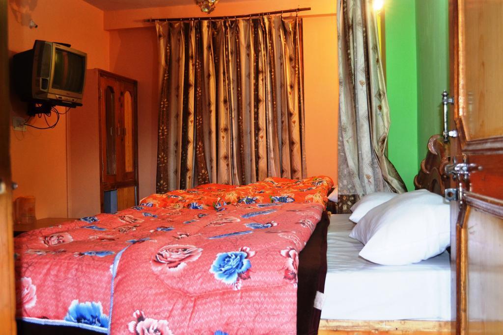 Kunal Hotel & Cottages Manāli エクステリア 写真